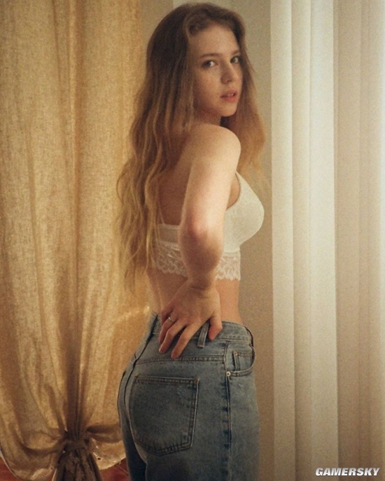 精致颜值+肉感身材 远嫁韩国的俄罗斯人妻正妹