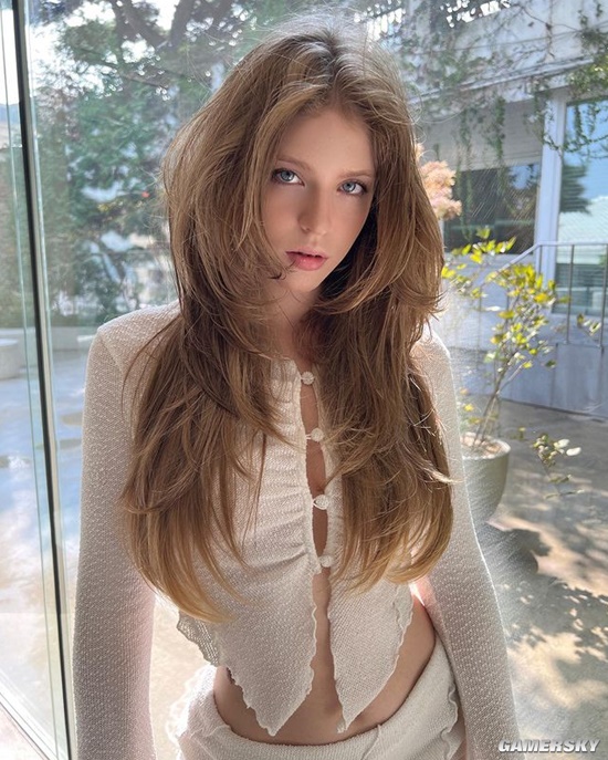 精致颜值+肉感身材 远嫁韩国的俄罗斯人妻正妹