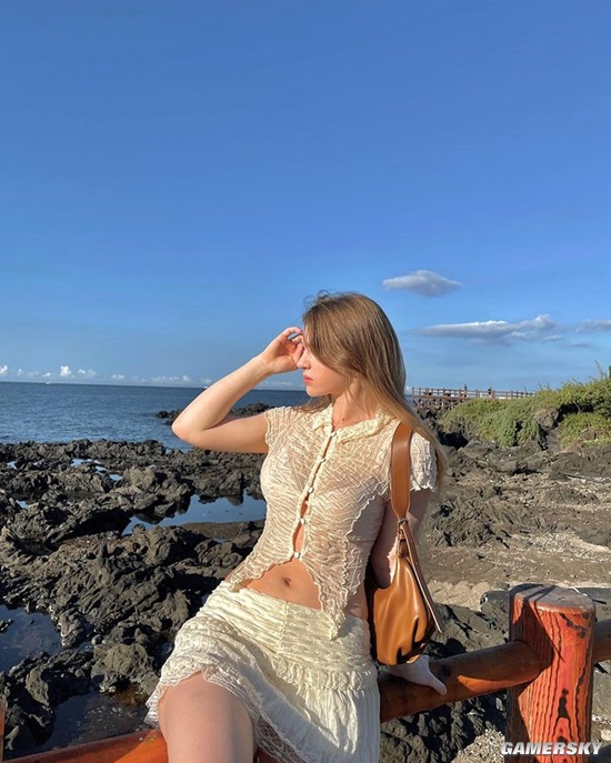 精致颜值+肉感身材 远嫁韩国的俄罗斯人妻正妹