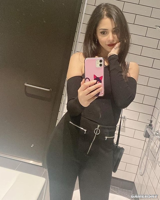 人美声甜的电竞美女 《Dota2》女主播“约旦妹”