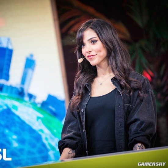 人美声甜的电竞美女 《Dota2》女主播“约旦妹”