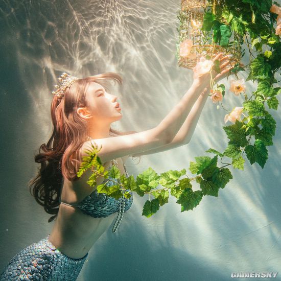 颜值妩媚的E级美人 韩国辣模转行开内衣店当老板娘