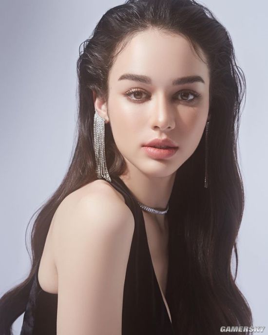 欧美风的御姐 泰德混血正妹堪称人间芭比