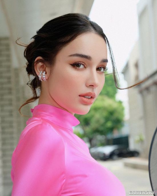 欧美风的御姐 泰德混血正妹堪称人间芭比