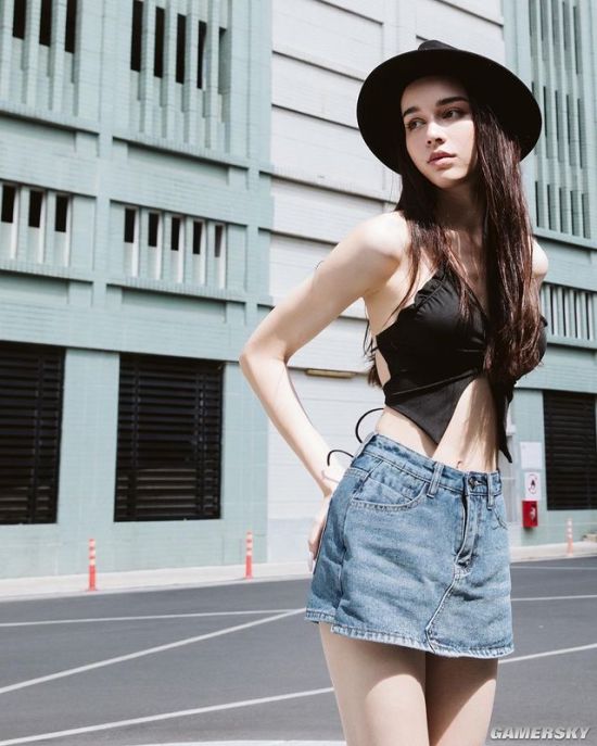 欧美风的御姐 泰德混血正妹堪称人间芭比