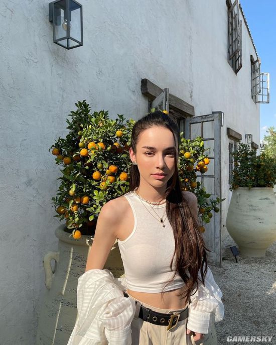 欧美风的御姐 泰德混血正妹堪称人间芭比