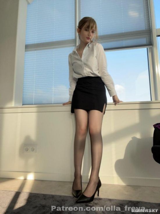 《生化危机4》重制版Ashley的脸模 荷兰模特Ella Freya