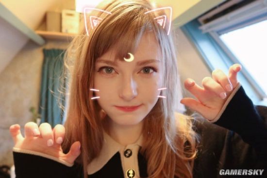 《生化危机4》重制版Ashley的脸模 荷兰模特Ella Freya