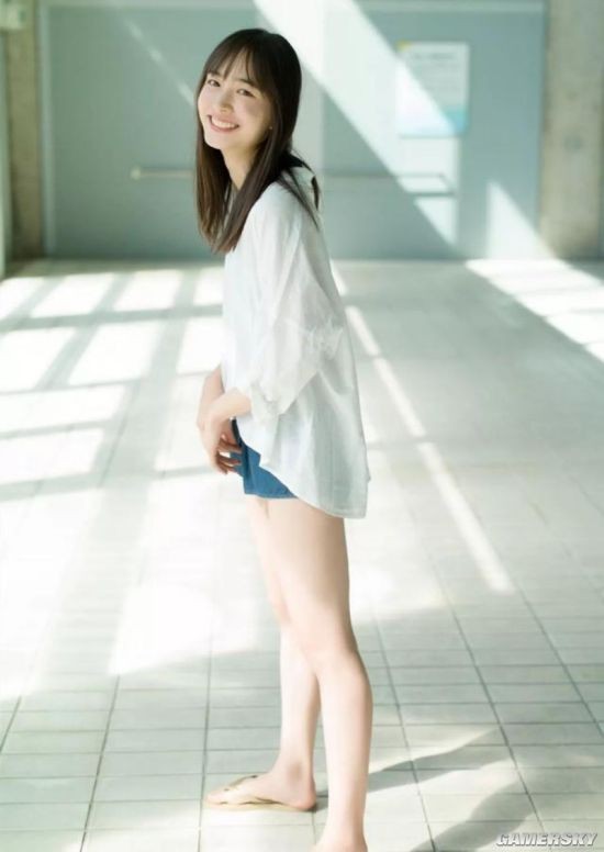 令和首位女骑士刃唯阿 爱笑的性格派模特井桁弘恵