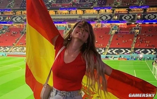 看球的同时也看“球” 2022世界杯女球迷集锦