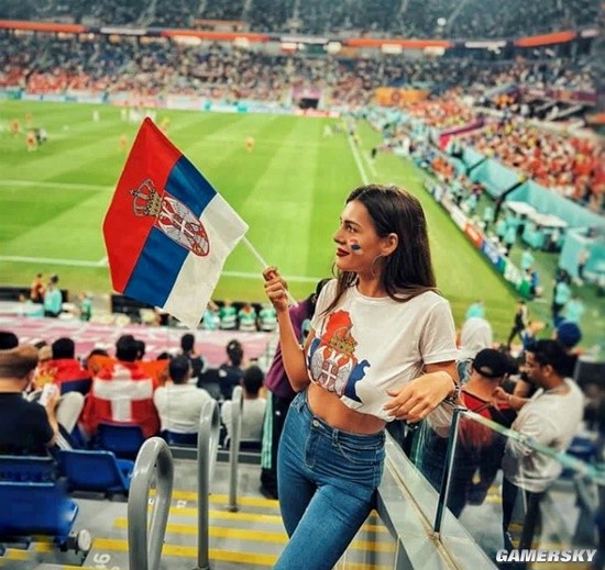 看球的同时也看“球” 2022世界杯女球迷集锦