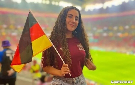 看球的同时也看“球” 2022世界杯女球迷集锦