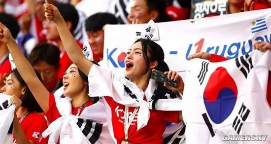 看球的同时也看“球” 2022世界杯女球迷集锦