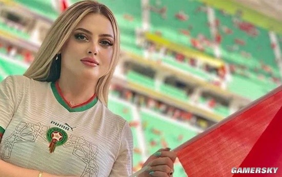 看球的同时也看“球” 2022世界杯女球迷集锦