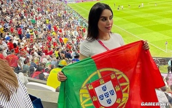 看球的同时也看“球” 2022世界杯女球迷集锦