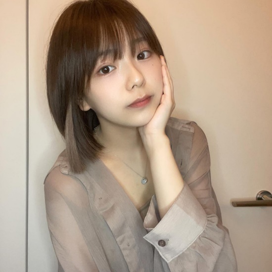 20岁短发邻家学妹 日本网红转型写真女星的大熊杏优