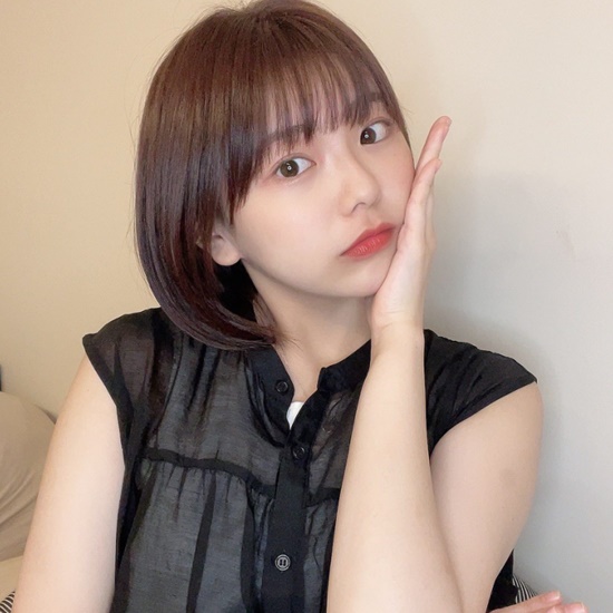 20岁短发邻家学妹 日本网红转型写真女星的大熊杏优