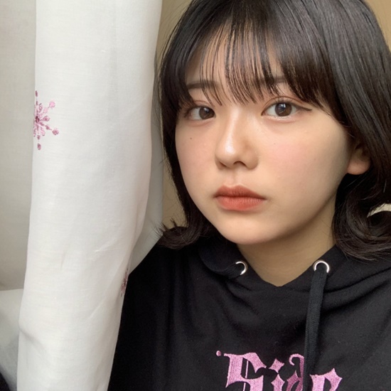 20岁短发邻家学妹 日本网红转型写真女星的大熊杏优