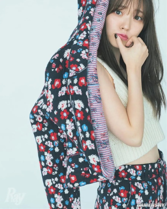 可盐可甜人美声甜 满足幻想的日本女星铃木爱理