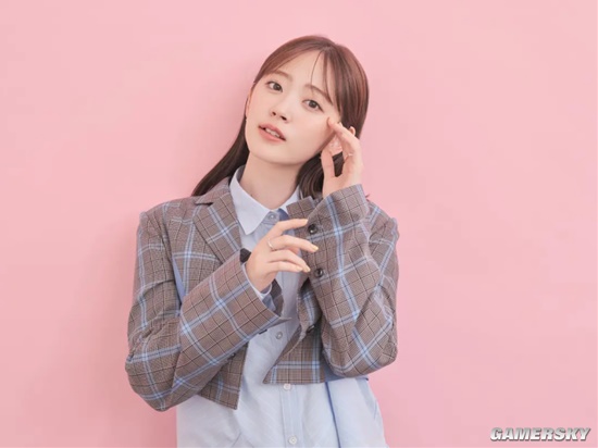 可盐可甜人美声甜 满足幻想的日本女星铃木爱理