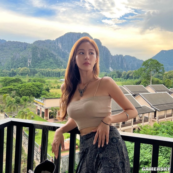 全身比例爆表 韩系御姐大秀泳装好身材