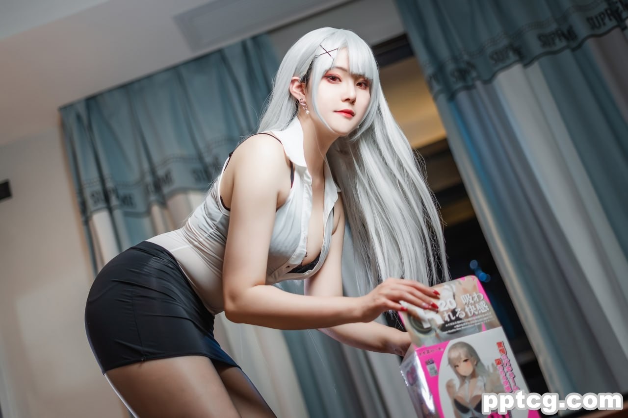 夏夏子  OL