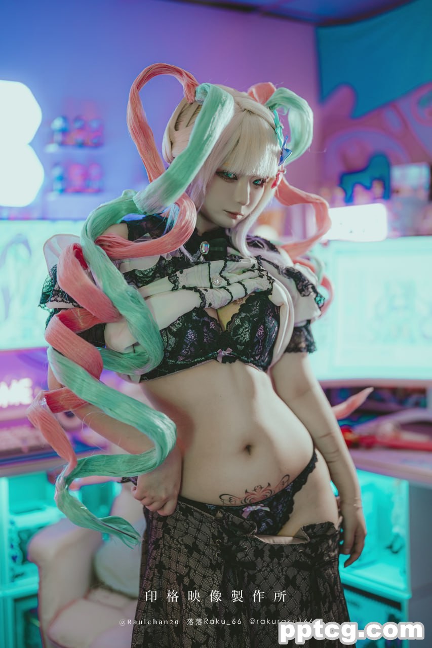 落落  升天