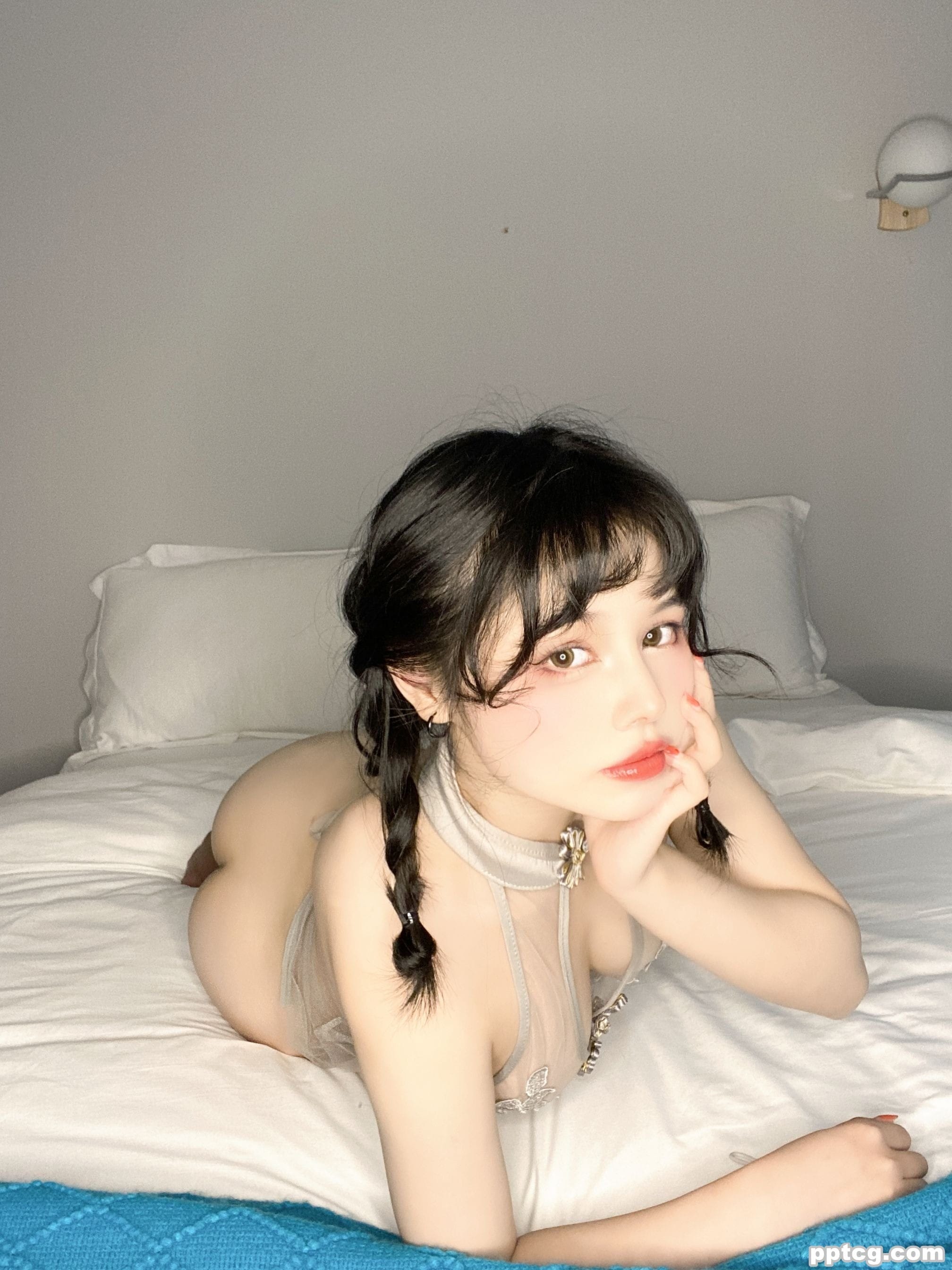 七月喵子 透明 灰撕袜
