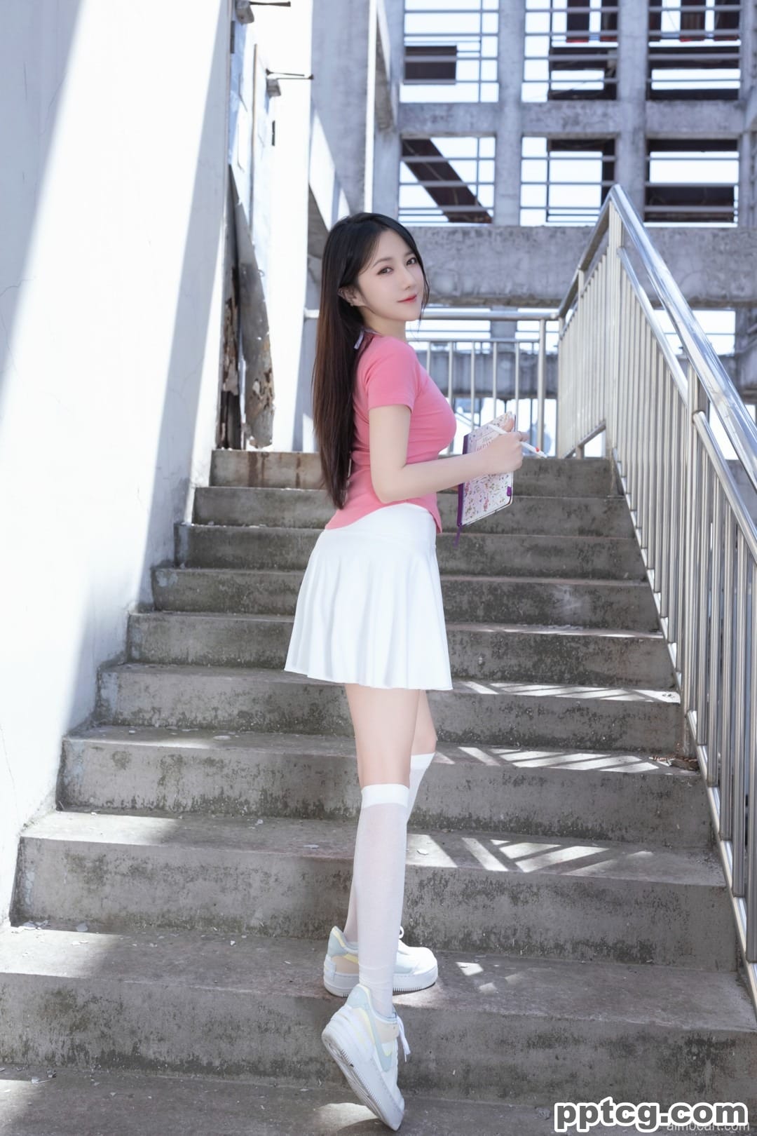 鱼子酱Fish – 内购写真套图资源合集