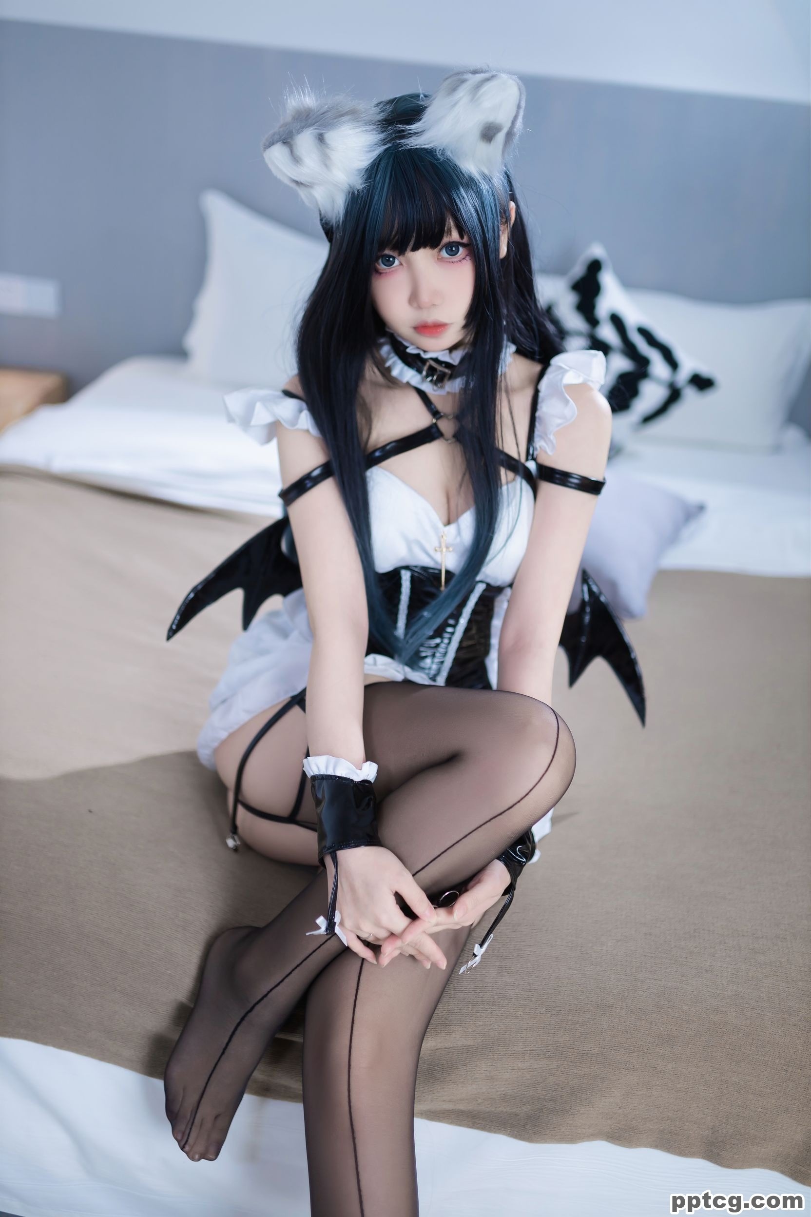 洛桑w伊梓 猫耳小恶魔