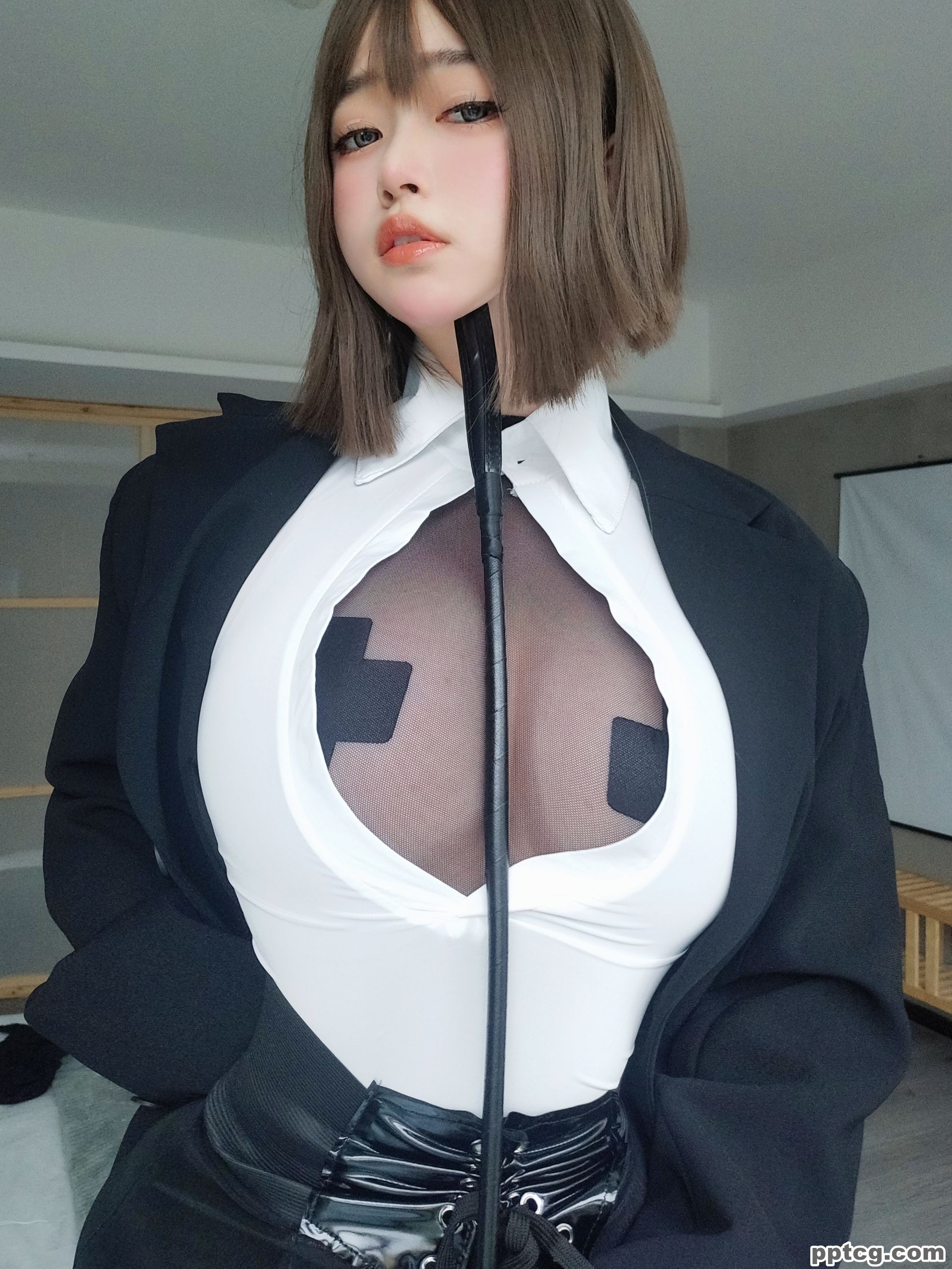 女主K 大胆的秘书