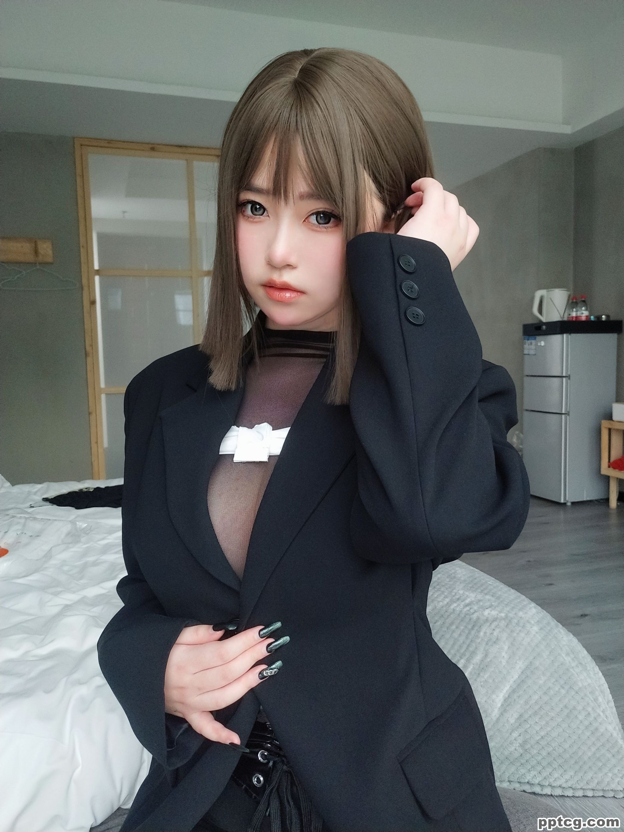 女主K 大胆的秘书