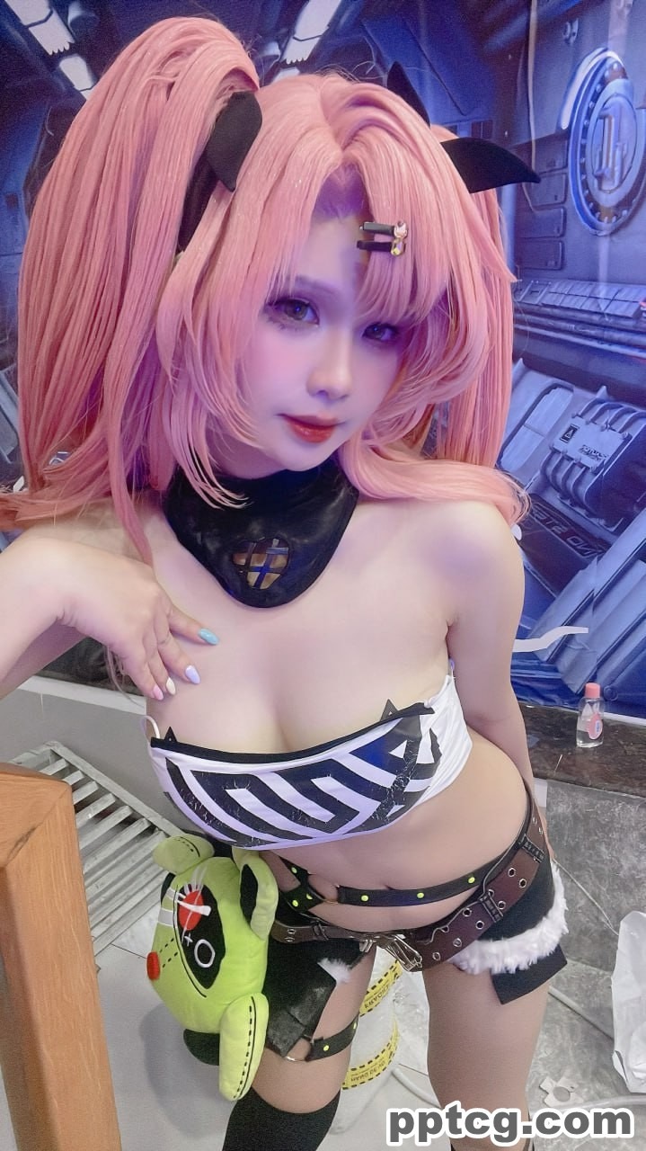 Pyon Lay  绝区零  妮可·德玛拉  Nicole Demara