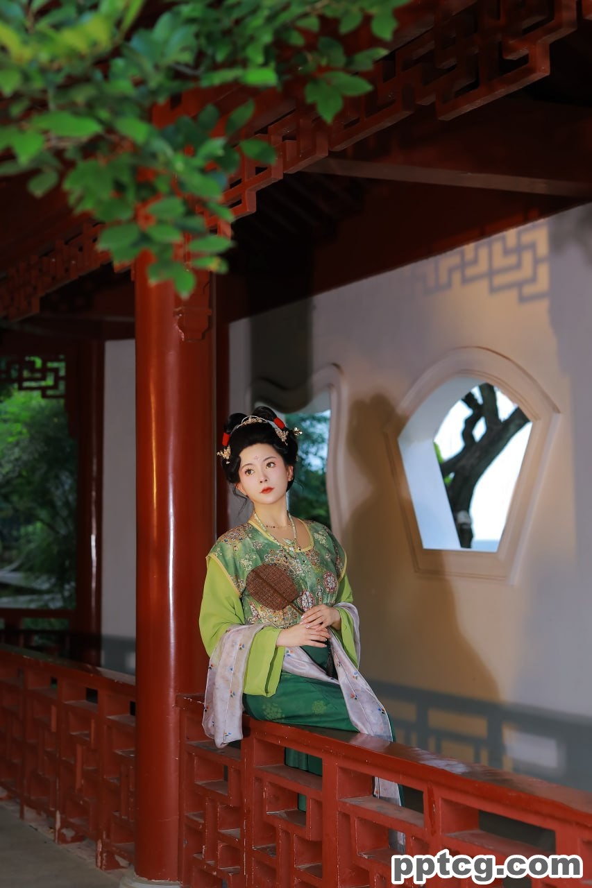 猫子 绿萝裙