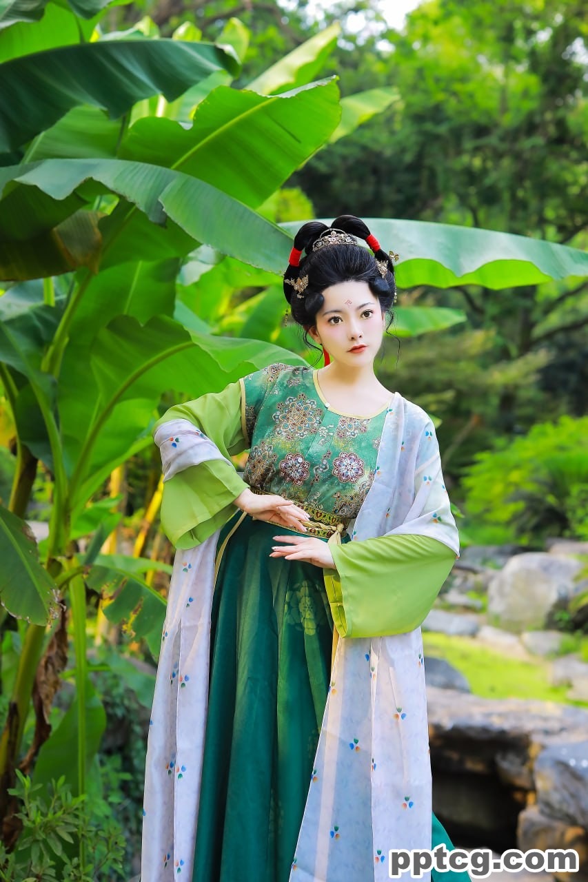 猫子 绿萝裙