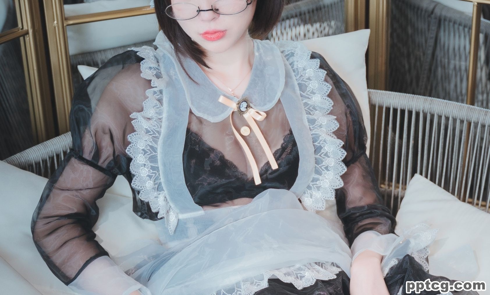 西园寺南歌  透明女仆