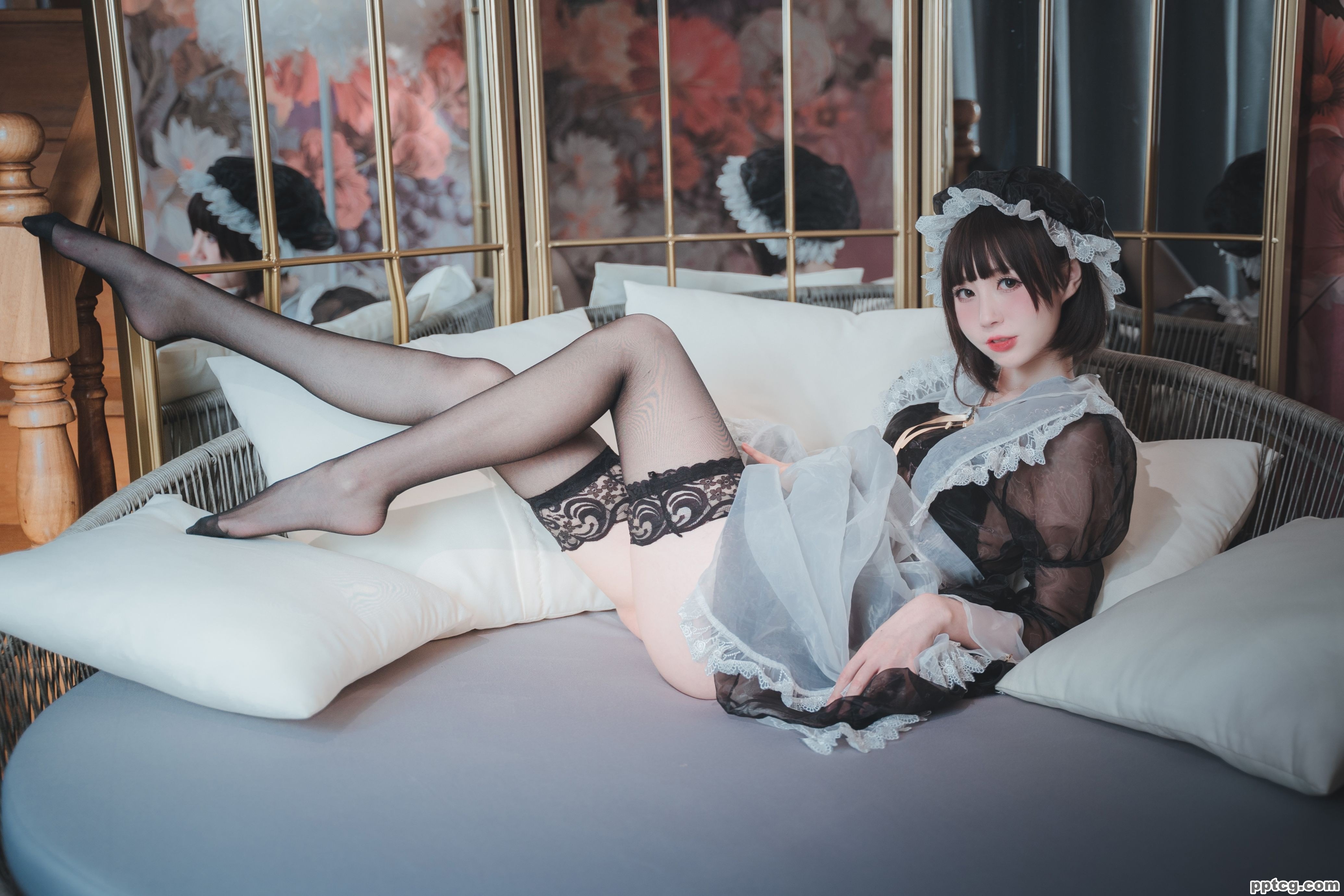 西园寺南歌  透明女仆