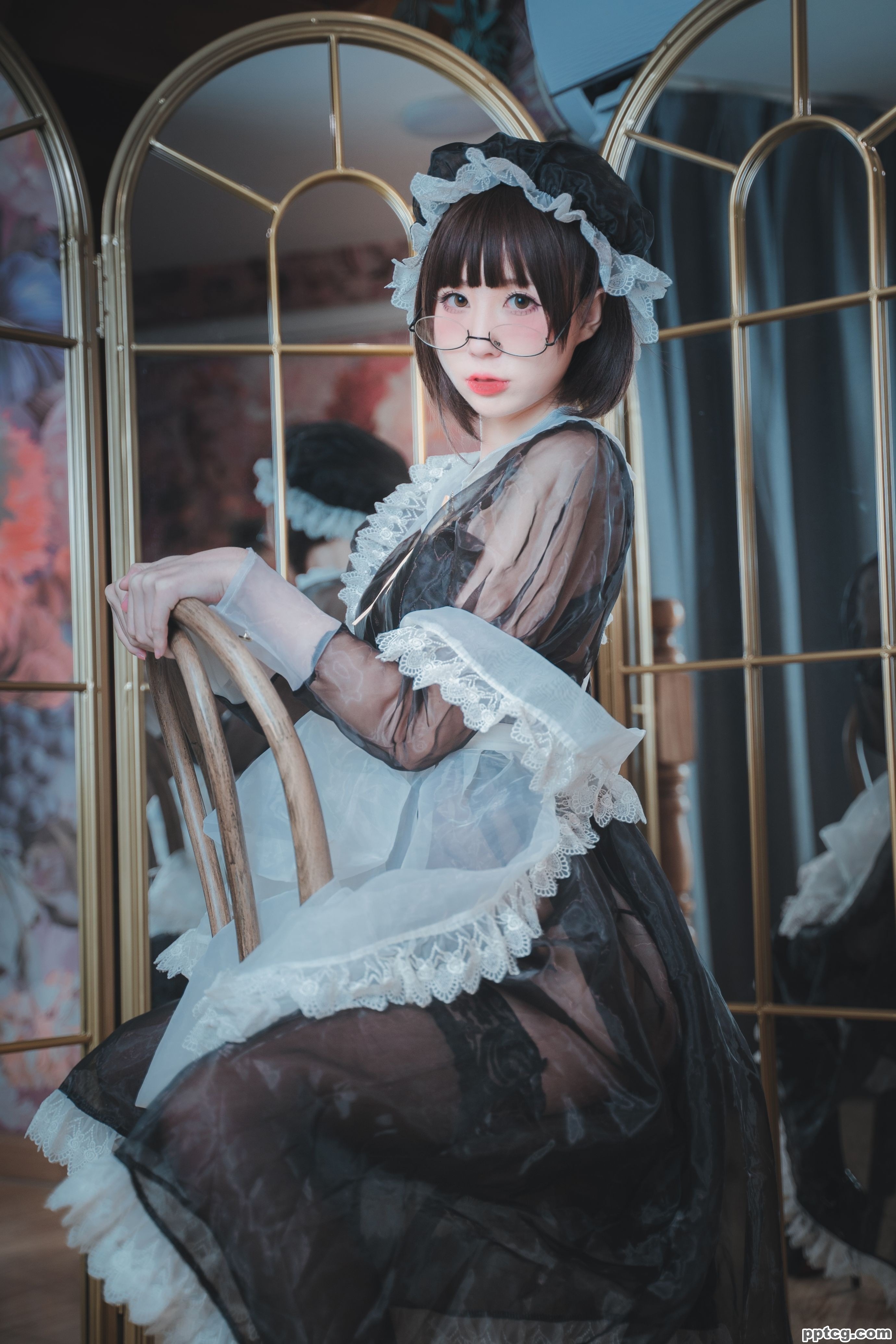 西园寺南歌  透明女仆