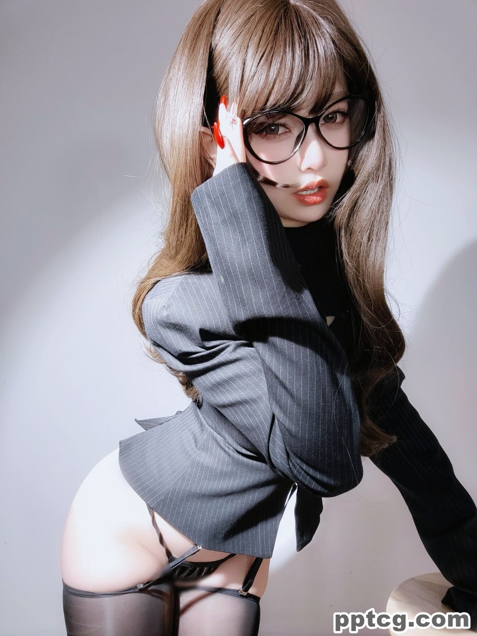 女主K  秘书  丝袜