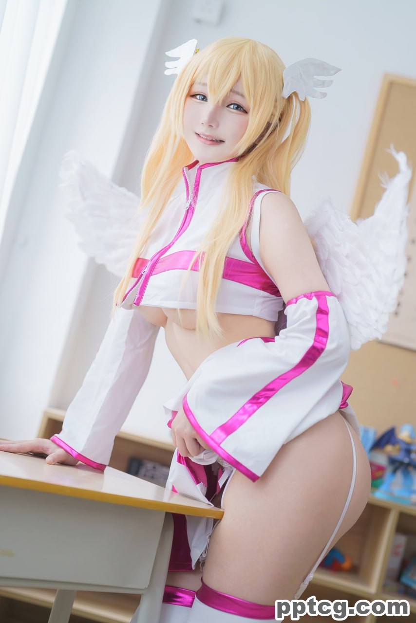 Takanashi Hanari  Lilliel