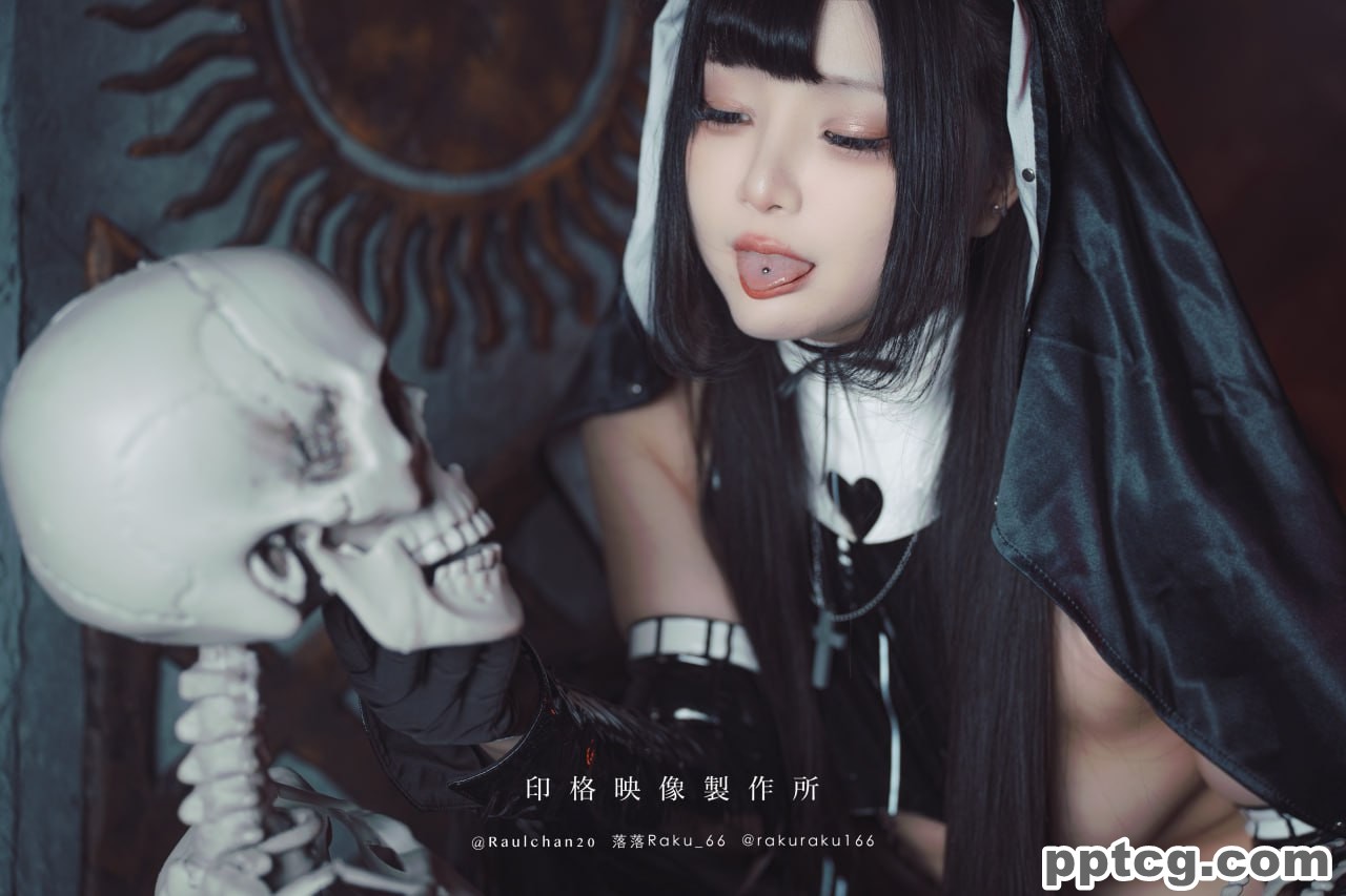 落落Raku  莉莉丝