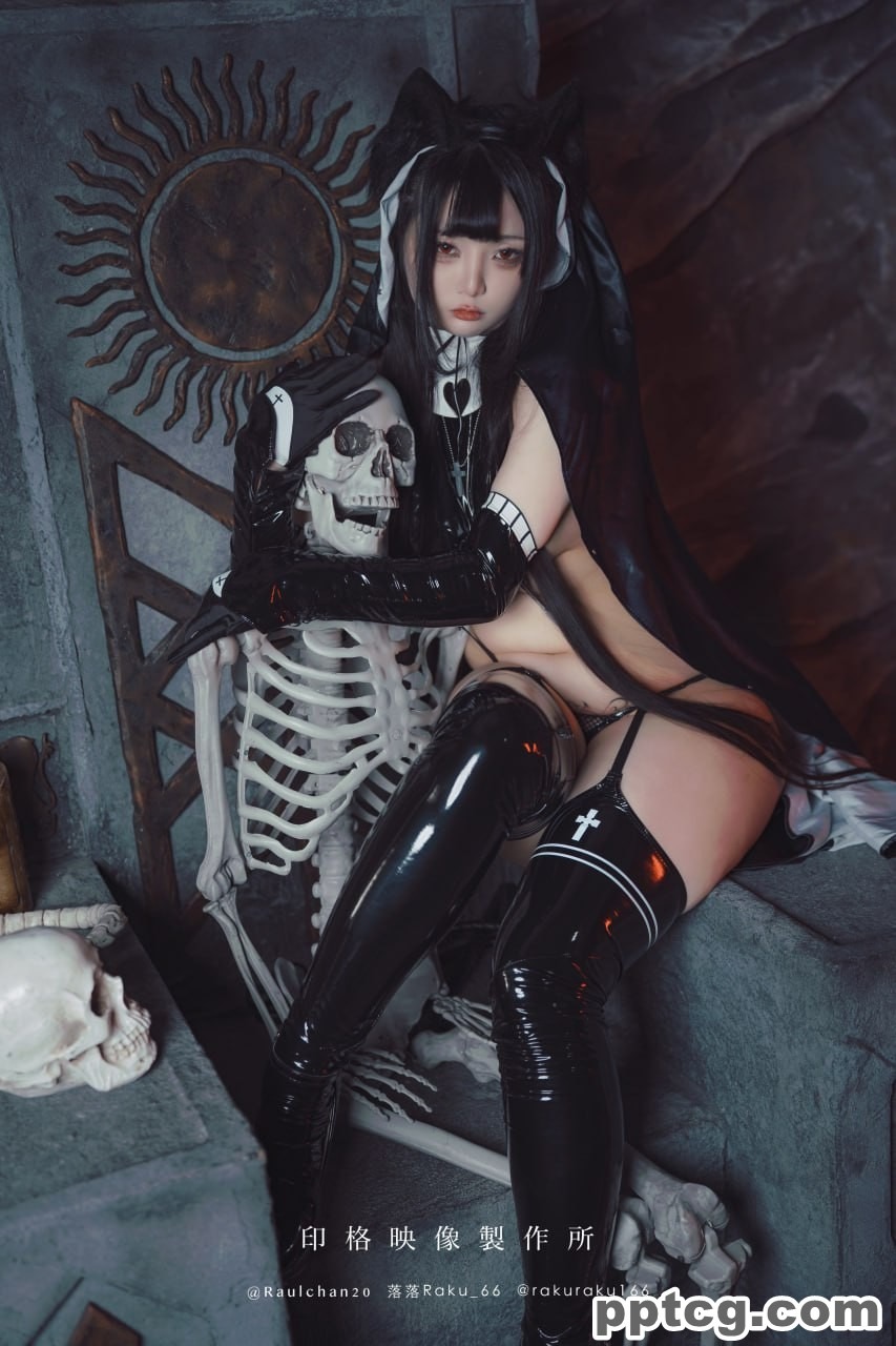 落落Raku  莉莉丝