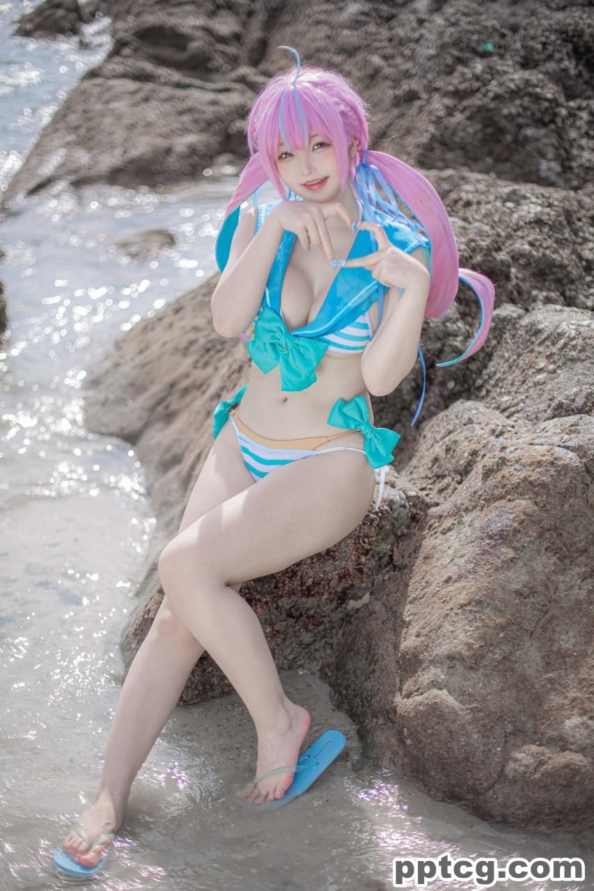 Takanashi Hanari  Aqua