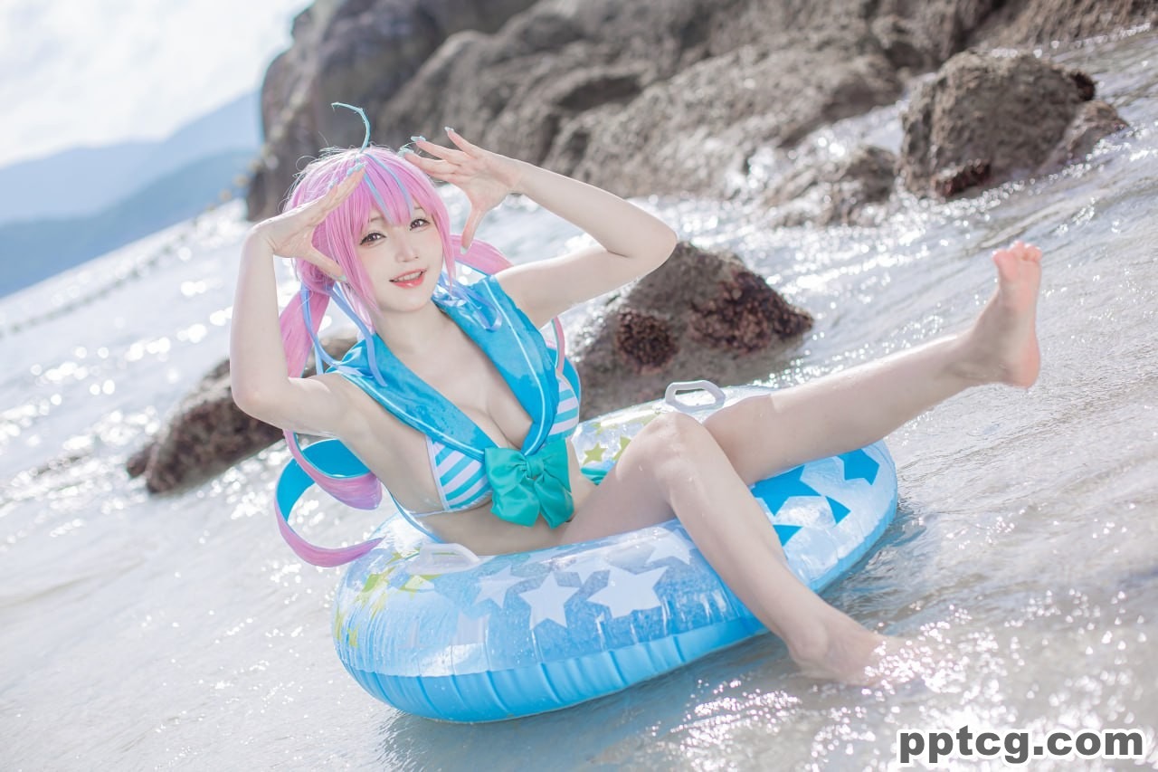 Takanashi Hanari  Aqua