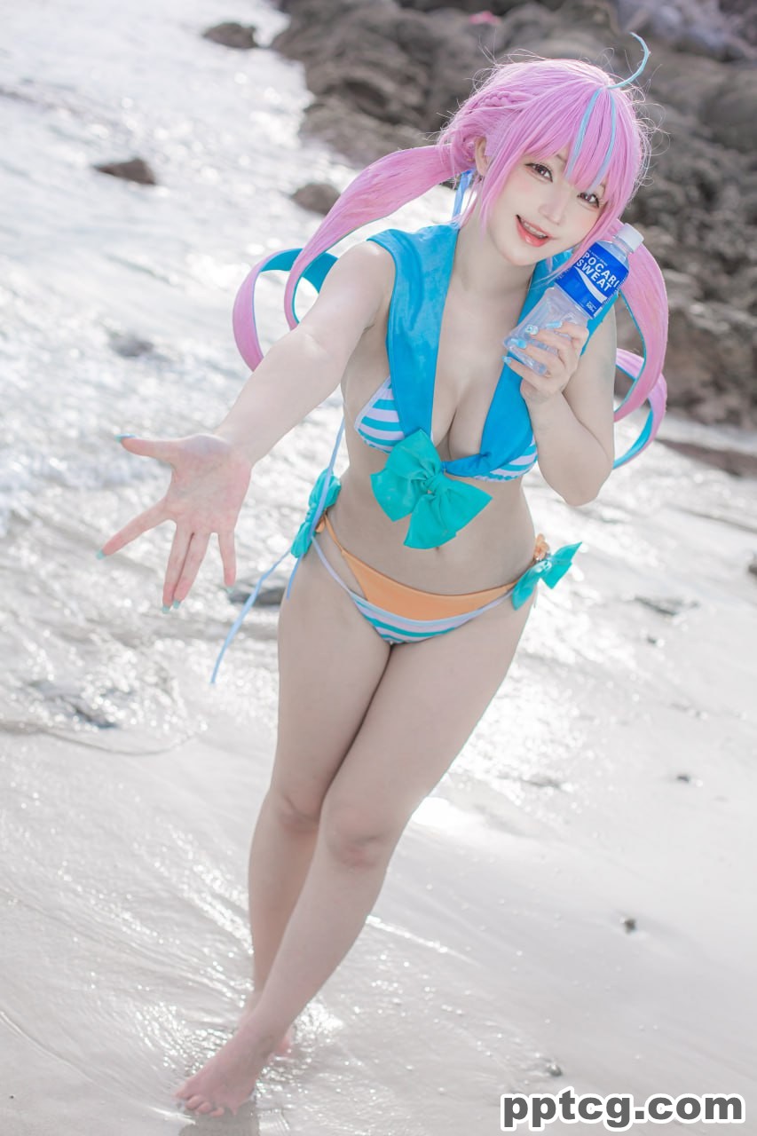 Takanashi Hanari  Aqua
