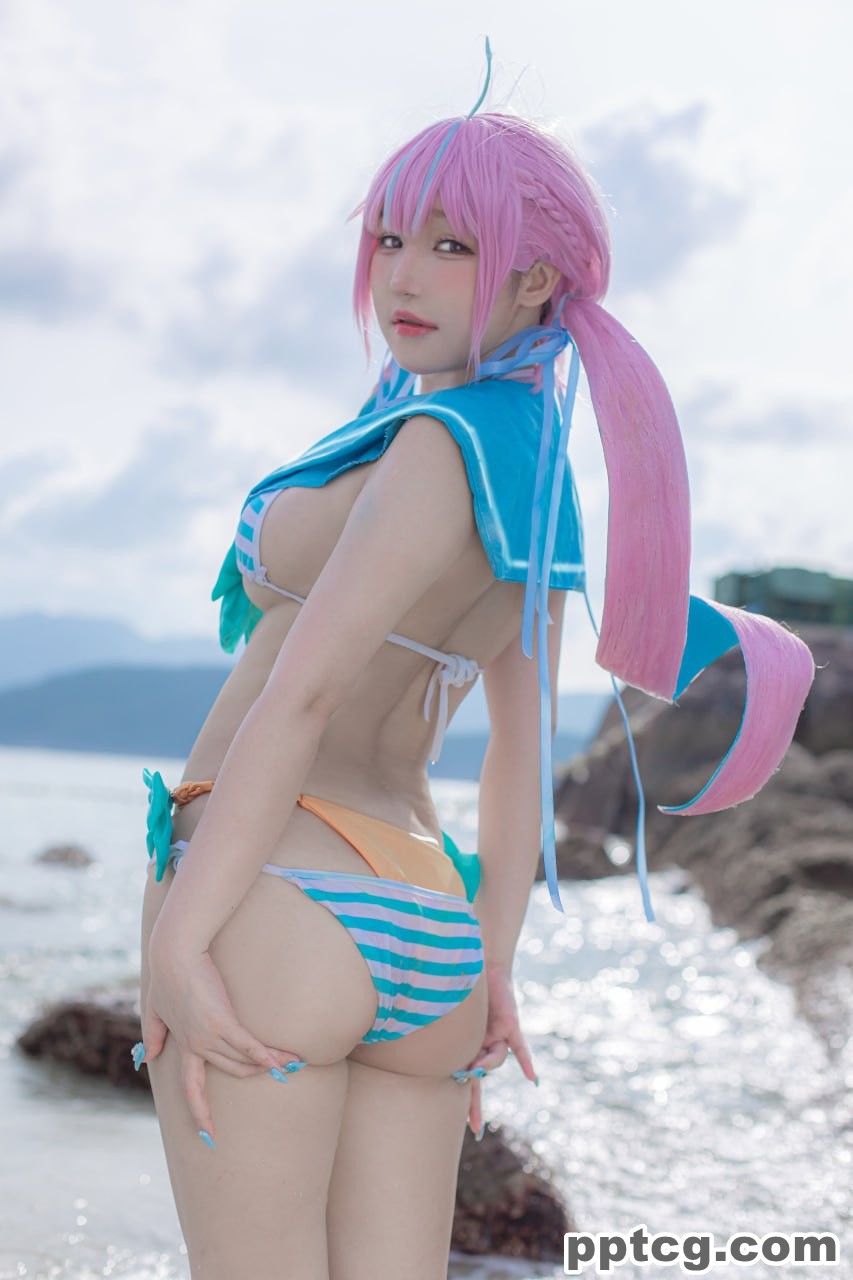 Takanashi Hanari  Aqua
