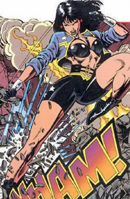 十大最差超级英雄服装排行 隐形女侠妖娆战衣太糟糕