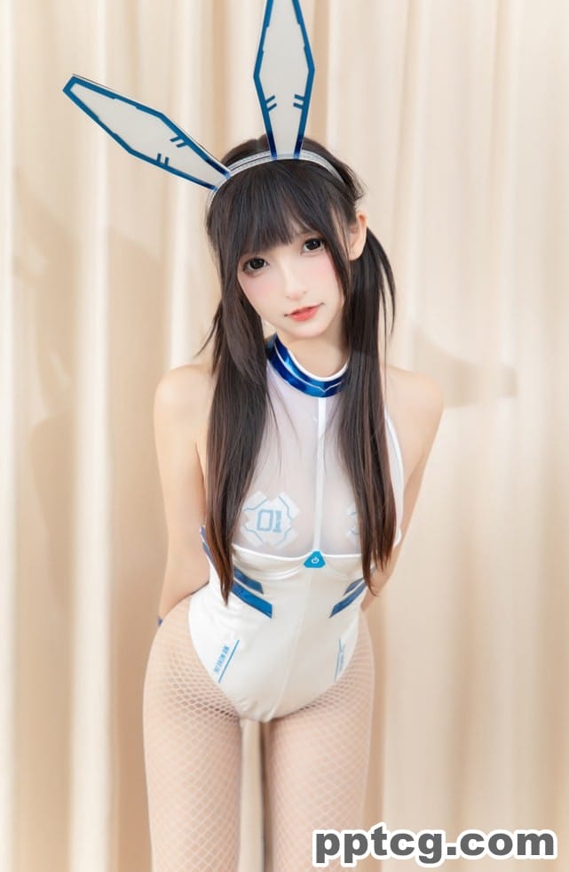 神楽坂真冬 – 二次元妹子写真套图合集  2025-04-27 套图合集 17.2K       详情介绍   常见问题        哇塞，说到cosplay，就不得不提神楽坂真冬了！ 她是谁？神楽坂真冬，一个在cosplay界响当当的名字。 她的作品，每一次亮相都能让人眼前一亮。 从《Re:从零开始的异世界生活》的雷姆，到《鬼灭之刃》的炭治郎，每一个角色都被她演绎得栩栩如生。 妆容精致，服饰考究，她对角色的还原度简直爆表！ 而且，她不仅仅是在外形上下功夫，更通过表情和姿态，把角色的内心世界表现得淋漓尽致。 摄影技巧和场景选择也是她的强项，每一张照片都像是一件艺术品。 后期处理更是没得说，光影效果、色彩调节，每一张图都让人忍不住想要收藏。 神楽坂真冬，一个用心灵演绎角色的coser，她的作品，绝对值得一看再看！ 2024.09.14更新1套，共197套资源 神楽坂真冬，斗鱼二次元板块主播（已停播），名字像岛国人，其实是99年的中国妹子，外表有着一副天真无邪的萝莉脸，混COS圈子，Cosplay打扮相当性感美丽诱人。 她自称14岁开始拍写真，随着名气增大，作品尺度也越来越大，但都不漏。话说回来，神楽坂真冬的变化也很大，该大的地方也大了，另外早期作品真是不忍直视啊，没啥看点~后期的还可以 微博：@神楽坂真冬 INS：mafuyutan Twitter：Mafuyu_MkVII 斗鱼直播：614786 预览图           资源目录  NO.01 Reimu猫娘系列 NO.02分体死库水 NO.03婚纱系列 NO.04少女匕自然匕白心靴下 NO.05护士 NO.06灵梦系列 NO.07紧缚 NO.08肉丝系列 No.09胶袜系列 NO.10蓝白死库水重置 NO.11 黑色衬衫 NO.12 JK系列 NO.13 OL写真系列套图 NO.14丝袜配奶茶 NO.15两分钟+GIF NO.16猫爪白丝系列(含视频) NO.17粉白条纹系列 NO.18红K白过膝系列 NO.19黑绦睡衣 NO.20黑色皮裤系列图包 NO.21裸足系列套图 NO.22ねこタイム NO.23デンジャラスフラワーｆ NO.24暗黑护士 空気なし NO.25未体验少女 NO.26 Re_Zero kara Hajimeru lsekai Seikatsu-rem NO.27 トリック放題 樱桃少女(絶対企画) NO.28刀ノ語 NO.29危唉な耳 狼妹&amp;兔娘(絶対企画) NO.30双人百合 《ラブレター》 NO.31君の世界に NO.32天使への願い NO.33小さな恋 NO.34後で逮捕してもいい？(Fate Grand Order) NO.35恋人以上 NO.36爱愛のラビリンス NO.37数之歌 NO.38旗袍黑贞 NO.39明日の花嫁 NO.40最後の告白 NO.41杨贵妃&amp;泳装莉莉丝 NO.42果夷の酒氦 酒吞cos(絶対企画) NO.43極楽の氷 NO.44無色哲学 NO.45玉藻前舞娘《Mysterious Love》 NO.46白色办公室 ホワイトオフィス NO.47笑颜水时计 NO.48絶対服従(Fate Grand Order) NO.49色の香り] NO.50金莲《艳娘幻梦谭2》 NO.51魔法を使えないの日常(Fate kaleid liner Prismalllya ) NO.52《欲望の音》 NO.53 《水の形》 NO.54「おかえり」猫脚女仆(絶対企画) NO.55 Little Devil NO.56之贞德泳装 NO.57 ATAGO-LATEX VER(胶袜) NO.58 TAKAO-TIGHTS VER(黑丝) NO.59指挥官很忙 NO.60楼岛麻衣白昼梦 NO.61目標はあなた、エンジン全開！！ NO.62艳娘幻梦谭 瓶儿 NO.63風と月 黑白旗袍(絶対企画) 2020.11.25 更新 NO.64《天国に落ちる》坠入天堂(絶対企画) 2020.12.27 更新 NO.65《鹿の恩返し》(絶対企画) NO.66《ウサギタイム 》(絶対企画) NO.67《Girlspunk2020》(絶対企画) 2020.12.28 更新 NO.68《立入禁止》(絶対企画) NO.69《ガールズパフェ》雪糕少女 (絶対企画) 2021.01.12 更新 NO.70《クリスマス クイーン》(絶対企画) NO.71《光の囁き 》(絶対企画) 2021.02.01 更新 NO.72《特別なことに》绳の特辑(絶対企画) 2021.07.25日新增： NO.073《温度の香り》(絶対企画)[150P2V-624MB] NO.074お帰りなさい、指揮官(絶対企画)[150P2V-103MB] NO.075《白黒の猫》(絶対企画)[150P2V-216MB] NO.076《許しの日》苦行修女(絶対企画)[150P2V-173MB] NO.077《授業開始》(絶対企画)[150P2V-242MB] NO.078 柔らかい永遠 (絶対企画)[150P2V-126MB] 2021.08.18日更新： NO.079 白丝护士《心身バランス》[150P2V-493MB] NO.080 柴郡cos《纯色庭院》[150P2V-642MB] 2021.08.26 更新 NO.081女仆主题《愛のラビリンス2 》[150P2V-604MB] NO.082竞泳主题《水之形2》[150P2V-853MB] 2021.09.09日更新： NO.083牛仔狂热 [150P2V-424MB] 2021.10.02日更新： NO.84 cosplay 啦啦队少女《ハーフタイム》[150P2V-428MB] 2021.10.19日更新： NO.085 兔女郎与钢管《バニーバブル》[150P2V-828MB] 2021.11.23日更新： NO.086 蓝调女仆 [75P-189MB] 2021.12.18日更新： NO.087 白旗袍 [75P-251MB] 2021.12.22日更新： NO.088 黑[75P-167MB] 2021.12.24日更新： NO.089 灰丝吊带JK[75P-203MB] 2022.01.03 更新 NO.90 瑜伽少女 [75P-207MB] NO.91 11月微博订阅 [68P-280MB] 2022.01.14 更新 NO.92 神楽坂真冬 熊少女 [75P-264MB] 2022.01.25 更新 NO.93 黑丝胡桃 [75P-167MB] 2022.02.03 更新 NO.94 白丝胡桃 [75P-162MB] NO.95 蓝白格 [75P-172MB] 2022.02.19 更新 NO.96 12月微博订阅 [60P-148MB] NO.97 虎年01月微博订阅 [64P-174MB] 2022.03.06 更新 NO.98 第四季13《飘飘欲仙》 [75P-213MB] 2022.03.10 更新 NO.99 虎年02月微博订阅 [60P-175MB] 2022.03.31 更新 NO.100 夜色撩人[75P217MB] 2022.04.04 更新 NO.101 甜蜜皮鞭 [75P-169MB] 2022.04.05 更新 NO.102 魔女的课后辅导 [75P-191MB] 2022.04.13 更新 NO.103 虎年03月订阅合集 [40P-111MB] 2022.04.17 更新 NO.104 午后红茶 [75P-199MB] 2022.05.04 更新 NO.105 恋爱魔咒 [75P-194MB] 2022.05.08 更新 NO.106 星罗密布 [75P-197MB] 2022.05.09 更新 NO.107 绿野仙踪 [75P-186MB] 2022.05.13 更新 NO.108 草莓蜜桃[75P-143MB] 2022.05.15 更新 NO.109 21年09月微博订阅 [80P-182MB] NO.110 21年10月微博订阅 [92P-352MB] 2022.05.25 更新 NO.111 恋恋红尘 [75P-263MB] 2022.06.02 更新 NO.112 意乱情迷 [75P-165MB] 2022.06.23 更新 NO.113 草莓胖次[75P-186MB] NO.114 黑丝旗袍 [75P-205MB] 2022.08.06 更新 NO.115 22年07月微博订阅 [76P-171MB] 2022.08.10 更新 NO.116 叛逆人偶[75P-91MB] 2022.09.20 更新 NO.117 羞涩喵喵 [75P-157MB] 2022.09.22 更新 NO.118 机能天使[75P-169MB] 2022.09.23 更新 NO.119 想你的夜 [75P-181MB] 2022.09.25 更新 NO.120 夏日戏水 [75P-203MB] 2022.10.02 更新 NO.121 海梦兔女郎[79P-154MB] NO.122 唐宫魅影[79P-191MB] 2022.10.15 更新 NO.123 蟒纹旗袍 [75P-160MB] 2022.11.13 更新 NO.124 桃花潭水[75P-175MB] 2022.11.14 更新 NO.125 足底星光[75P-171MB] 2022.11.16 更新 NO.126 约尔太太你也不想[75P-144MB] 2022.11.19 更新 NO.127 华灯初上[75P-181MB] 2022.11.22 更新 NO.128 牛仔兔兔[75P-152MB] 2022.11.25 更新 NO.129 醉梦星河 [75P-161MB] NO.130 小鸟依人 [75P-129MB] 2022.12.11 更新 NO.131 空中邂逅[75P-245MB] 2022.12.22 更新 NO.132 雪糕小姐 [75P-185MB] 2023.01.04 更新 NO.133 望眼欲穿[75P-162MB] 2023.01.07 更新 NO.134 黄粱美梦[75P-232MB] 2023.01.13 更新 NO.135 圣诞魔法[75P2V-205MB] NO.136 赛博战兔[75P-222MB] NO.137 骆驼乐园[75P-180MB] 2023.01.28 更新 NO.138 红兔迎春[75P2V-193MB] 2023.01.30 更新 NO.139 海上天使 [75P-182MB] 2023.02.02 更新 NO.140 小恶魔Little Devil [150P-330MB] 2023.02.16 更新 NO.141 旗袍猫女[75P2V-223MB] 2023.04.07 更新 NO.142 危险驾驶[75P2V-190MB] 2023.04.14 更新 NO.143 清水芙蓉 [70P-179MB] 2023.04.18 更新 NO.144 白夜礼赞 [75P2V-290MB] 2023.05.10 更新 NO.145 波斯公主 [74P-248MB] NO.146 咒术人偶[76P2V-531MB] NO.147 昙花一现[75P2V-417MB] 2023.06.08 更新 NO.148 纯白祈愿 [75P-142MB] 2023.07.09 更新 NO.149 想入非非 [75P-204MB] 2023.07.16 更新 NO.149 蜘蛛女孩 [75P-182MB] 2023.07.28 更新 NO.150 红丝绒 [75P-215M] 2023.08.01 更新 NO.151 小桥流水 [75P2V-197M] 2023.08.09 更新 NO.152 金粉丽人 [75P2V-251M] 2023.08.18 更新 NO.153 蓝衣旗袍 [75P2V-235M] 2023.08.22 更新 NO.154 劝导检查[75P2V-697M] 2023.09.11 更新 NO.155 男爵夫人[75P-187MB] 2023.09.18 更新 NO.156 蓬山夜吟 [75P2V-223M] 2023.10.13 更新 NO.157 私人体操 [75P2V-322M] 2023.11.30 更新 NO.158 古典旗袍 [75P2V-251M] 2023.12.16 更新 NO.159 定制 捆绑[240P1V-3.59G] 2023.12.28 更新 NO.160 夏日泳装 [75P2V-423M] 2023.12.30 更新 NO.161 蜜桃雪糕[75P2V-420M] 2024.02.02 更新 NO.162 皮裙秘书 [75P2V-313M] 2024.02.26 更新 NO.163 比基尼牛仔[75P2V-570M] 2024.03.17 更新 NO.164 丝丝入扣 [75P2V-203M] 2024.03.18 更新 NO.165 魅魔教室[75P2V-145M] 2024.03.20 更新 NO.166 草莓牛乳 [75P2V-368M] 2024.03.25 更新 NO.167 裤袜小恶魔 [75P-178M] NO.168 花前月醉 [75P2V-448M] 2024.03.26 更新 NO.169 秋日暖屋[75P-185M] NO.170 赛车女郎[75P2V-376M] 2024.03.29 更新 NO.171 色香味美[75P2V-361M] 2024.04.03 更新 NO.172 妖刀姬[75P-143M] NO.173 陈[75P-97M] 2024.04.07 更新 NO.174 黛玉[75P-125] NO.175 小恶魔[75P-116M] NO.176 斩男毛衣 [75P2V-1.38G] 2024.04.11 更新 NO.177 红粉佳人[75P2V-365M] 2024.04.29 更新 NO.178 白丝护士[75P2V-310M] 2024.05.07 更新 NO.179 裤袜女友[75P2V-335M] 2024.05.10 更新 NO.180 睡衣少女 [75P2V-315M] 2024.06.05 更新 NO.181 恶魔女仆 [75P2V-515M] 2024.06.09 更新 NO.182 高跟幻梦[75P2V-461M] 2024.06.13 更新 NO.183 蜘蛛女王[75P2V-437MB] 2024.06.16 更新 NO.184 电量不足[75P2V-359MB] NO.185 青翠如梦[75P2V-178M] NO.186 趾间飞行 [73P2V-182MB] NO.187 天外飞仙[75P2V-236M] 2024.06.17 更新 NO.188 猫猫女仆[75P2V-568MB] 2024.06.18 更新 NO.189 女仆雪糕[75P2V-225MB] 2024.07.24 更新 NO.190 熊猫女仆[75P2V-261MB] 2024.08.05 更新 NO.191 绑带泳装[75P2V-230MB] 2024.08.07 更新 NO.192 甜心牛仔[77P2V-349MB] NO.193 小小女仆 [75P2V-374MB] 2024.08.08 更新 NO.194 东瀛猫女[75P2V-403MB] 2024.08.09 更新 NO.195 绳缚JK [75P2V-376MB] NO.196 战斗修女 [75P2V-340MB] 2024.08.12 更新 NO.197 足尖女仆［75P2V-592MB］ 2024.09.14更新 NO.198 胭脂丝滑 [75P2V-425MB] 2024.10.07更新 NO.199 馒头雪糕 [75P2V-273MB] 2024.10.23更新 NO.200 美脚调教 [75P2V-256MB] 2024.11.10 更新 NO.201 值勤护士 [75P2V-341MB] 2024.11.16 更新 NO.202 放课后的秘密 [75P2V-379MB] 2024.11.29 更新 NO.203 夏日便利贴 [75P 2V-257MB] 2024.12.22 更新 NO.204 伸展少女[75P2V-254MB] 2025.01.09 更新 NO.205 黑兔护士[75P2V-261MB] 2025.01.29 更新 NO.206 梦幻裸足[75P2V-325MB] 2025.02.11 更新 NO.207 祈祷修女 [75P2V-486MB] 2025.03.01 更新 NO.208 柔光水滑 [75P2V-598MB] 2025.04.10更新 NO.209 白丝猫娘 [75P2V-319MB]  声明：1.本站分享高清无水印写真图集资源，其中出镜的模特均为成年女性且展示正常写真内容，无R18；  2.本站所有文章、图集资源等均来源于网络，收费仅为收集整理费用，不代表资源本身价值，如有异议请自行收集整理；  3.本站所有资源仅用于交流学习，版权归原作者所有，如有侵权、不妥等内容请在个人中心提交工单，我们会第一时间处理。    COSPLAY 二次元 神楽坂真冬       分享 收藏 点赞(1)         网站可以不用下载直接在线观看吗？ 本站主要是高清图片原图资源下载站，由于资源的特殊性，大部分图片都需要下载解压后观看，部分图片提供在线浏览。     网站资源的下载方式是什么，百度网盘还是城通网盘、迅雷等？ 本站大部分资源上传在百度网盘上，需要安装百度网盘客户端才能下载，强烈建议开通百度网盘的超级会员，否则下载会限速。部分资源采用诚通网盘、迅雷网盘等方式。     下载后提示文件损坏怎么办？ 出现这种情况一般都是文件下载不完整或解压软件的问题，文件下载不完整可以重新下载一遍再试。若下载的文件后缀中含有中文请按照提示删除。     资源下载后手机用户如何解压？ 本站大部分资源都是通过Winrar压缩，解压软件电脑端建议用Winrar或者好压，安卓建议用 Zarchiver ，苹果建议用 IZIP 。  详细解压教程请参考：  电脑解压教程 安卓手机端解压教程 苹果手机端解压教程     网站的会员有几种，权限是如何分配的？ 详细请参考：  VIP介绍，会员等级越高，所能获取的权限也越高。     每日下载资源有限制吗？ 详细请参考：  VIP介绍  恶意采集者会触发系统防火墙，导致账号被永久封禁，账号封禁后一律不解封，请大家珍惜自己的账号。     购买后可以退款吗？ 本站所有图片视频等属于网络虚拟资源，非实物，一经购买即拥有了下载权限。  所以一经购买不支持退款，售后问题请在个人中心提交工单。     是否可以与他人分享VIP会员账号？ 本站VIP账号只限购买者本人使用，禁止与他人分享。  如发现同一个账号短时间内有多个IP登录记录或者在其它网站传播本站资源一律封号处理，账号封禁后一律不解封，请大家珍惜自己的账号。     账号无法登录，忘记密码怎么办？ 大家注册时一定要牢记好账号及邮箱，忘记密码可以通过邮箱取回，密码尽量设置复杂些，包括大小写、数字和特殊符号。  比如：abc168@abc.com  会员账号因密码太简单很容易被盗，普通会员被盗号，站长会直接删除账号，VIP会员被盗号，站长会直接封禁账号，请知悉！     有问题如何联系我们？ 售后问题请提交工单：提交工单        相关文章     VIP        COS红人  日奈娇：下江小春的华丽变身 [149P-1.70GB]  在Cosplay的世界里，每个人都有机会成为自己心中的英雄或偶像。今天，我们要介...  5 月前 0 13.2K 20        VIP        COS红人  yuuhui玉汇：末影人的神秘魅力[127P1V-1.91GB]  （更多&hellip;）  7 月前 0 1.2K 15        VIP        COS红人  封疆疆的吉他妹妹COSPLAY：音乐与角色的完美融合 [50P1V-1.09GB]  在COSPLAY的世界里，有一种魅力是无法用言语表达的，那就是封疆疆带来的吉他妹...  7 月前 0 1.8K 19        VIP        微密圈  奶宝妹纸的cosplay世界：辣妹的羞耻挑战 [60P19V-328MB]  人物简介：奶宝妹纸，一个在cosplay圈子里小有名气的辣妹，她以其独特的风格和...  6 月前 0 9.2K 17            下载  本资源需权限下载     6COS币                        VIP折扣 普通用户: 6COS币VIP会员: 免费永久会员: 免费     购买下载权限  已有78人解锁下载    包含资源:  (3个) 最近更新:  2025-04-27 累计销量:  78  下载遇到问题？可联系客服或反馈    相关推荐          恩田直幸–可爱又迷人的小姐姐