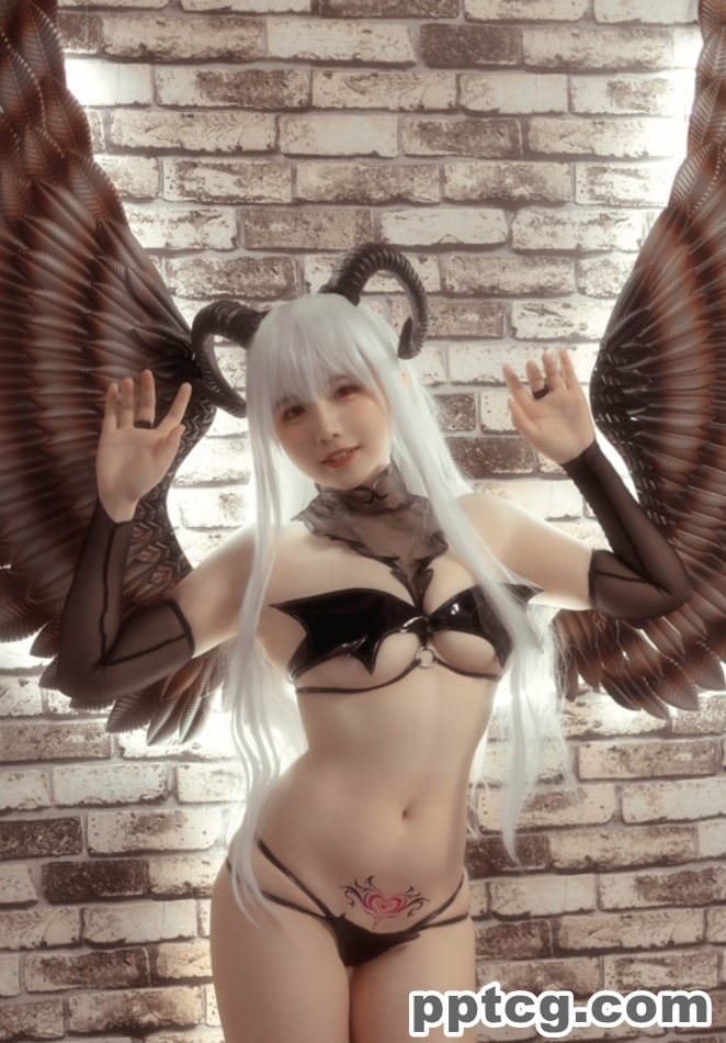 阿半今天很开心-写真套图合集  2025-04-27 套图合集 2.6K       详情介绍   常见问题        阿半是一位充满活力的写真coser，她的作品总是洋溢着青春和甜美的气息。从她的社交平台可以看出，她特别喜欢尝试不同风格的写真，无论是清新可爱还是性感妩媚的风格都能完美驾驭。 作为一名人气coser，阿半的写真作品以其独特的氛围感和细腻的情绪表达而备受关注。她擅长通过不同的场景布置和服装搭配来呈现出丰富多彩的视觉效果，每一组写真都仿佛在讲述着不同的故事。 在她最新推出的写真套图合集中，我们可以看到她对于光影的独特把握，以及对于不同风格的完美演绎。无论是清新文艺的日系写真，还是充满魅力的性感写真，都展现出了她作为模特的专业素养和对美的独特理解。 值得一提的是，阿半在拍摄过程中总是保持着愉快的心情，这种积极的情绪也感染着她的每一张作品。她的笑容真挚自然，眼神传递着温暖，这让她的写真作品不仅仅是单纯的图片，更像是一次次温暖人心的视觉对话。 2024.09.18更新1套 共23套 @阿半今天很开心，这种粉嫩的迷人，这种舒服的肉感，这种无形的吸引力，让人不禁心跳加速，动人心魄，这么好看的cos，喜欢的朋友可以来 预览图       资源目录  阿半今天很开心 NO.001 露背毛衣[28P-157MB] 阿半今天很开心 NO.002 深海触手[20P-170MB] 阿半今天很开心 NO.003 爱宕原皮[24P-103MB] 阿半今天很开心 NO.004 爱宕[11P-51MB] 阿半今天很开心 NO.005 白色肉感[9P-30MB] 阿半今天很开心 NO.006 玛修[20P-93MB] 阿半今天很开心 NO.007 女仆[9P-31MB] 阿半今天很开心 NO.008 私房[26P-166MB] 2021.04.24日更新： 阿半今天很开心 NO.009 光辉旗袍 [33P-146MB] 阿半今天很开心 NO.010 魅魔 [51P-182MB] 阿半今天很开心 NO.011 杀生院 [25P-65MB] 阿半今天很开心 NO.012 束缚恶魔 [34P-93MB] 阿半今天很开心 NO.013 天狼星 [43P-230MB] 2021.12.28日更新： 阿半今天很开心 NO.014 爱宕婚纱[36P-143MB] 阿半今天很开心 NO.015 柴郡[42P-155MB] 2022.08.10日更新： 阿半今天很开心 NO.016 黑色吊带[23P-220MB] 2023.04.15日更新： 阿半今天很开心 NO.017 镇海[24P-122MB] 2024.03.11日更新： 阿半今天很开心 NO.018 小恶魔 [43P-378M] 阿半今天很开心 NO.019 喜多川x小雫 [56P-202M] 2024.05.05日更新： 阿半今天很开心 NO.020 透明女仆[39P-167M] 2024.07.22日更新： 阿半今天很开心 NO.021 奶光僵尸 [35P-59MB] 阿半今天很开心 NO.022 猫猫修女 [42P1V-158MB] 2024.07.22日更新： 阿半今天很开心 NO.023 蔚蓝档案 室笠茜 兔女郎[47P7V-348MB] 2024.09.18 更新 NO.023 蔚蓝档案 室笠黄 免女郎[47P7V-348MB] 2024.12.09更新 阿半今天很开心 NO.024 间谍过家家 约尔 [53P-739MB] 阿半今天很开心 NO.025 碧蓝航线 信浓[21P-237MB] 2024.12.12更新 阿半今天很开心 NO.026 粉护士[37P-404M] 2024.12.12更新 阿半今天很开心 NO.026 粉护士[37P-404M] 2025.04.12更新 2025.04.25更新1套  声明：1.本站分享高清无水印写真图集资源，其中出镜的模特均为成年女性且展示正常写真内容，无R18；  2.本站所有文章、图集资源等均来源于网络，收费仅为收集整理费用，不代表资源本身价值，如有异议请自行收集整理；  3.本站所有资源仅用于交流学习，版权归原作者所有，如有侵权、不妥等内容请在个人中心提交工单，我们会第一时间处理。    COSPLAY 角色扮演 阿半       分享 收藏 点赞(0)         网站可以不用下载直接在线观看吗？ 本站主要是高清图片原图资源下载站，由于资源的特殊性，大部分图片都需要下载解压后观看，部分图片提供在线浏览。     网站资源的下载方式是什么，百度网盘还是城通网盘、迅雷等？ 本站大部分资源上传在百度网盘上，需要安装百度网盘客户端才能下载，强烈建议开通百度网盘的超级会员，否则下载会限速。部分资源采用诚通网盘、迅雷网盘等方式。     下载后提示文件损坏怎么办？ 出现这种情况一般都是文件下载不完整或解压软件的问题，文件下载不完整可以重新下载一遍再试。若下载的文件后缀中含有中文请按照提示删除。     资源下载后手机用户如何解压？ 本站大部分资源都是通过Winrar压缩，解压软件电脑端建议用Winrar或者好压，安卓建议用 Zarchiver ，苹果建议用 IZIP 。  详细解压教程请参考：  电脑解压教程 安卓手机端解压教程 苹果手机端解压教程     网站的会员有几种，权限是如何分配的？ 详细请参考：  VIP介绍，会员等级越高，所能获取的权限也越高。     每日下载资源有限制吗？ 详细请参考：  VIP介绍  恶意采集者会触发系统防火墙，导致账号被永久封禁，账号封禁后一律不解封，请大家珍惜自己的账号。     购买后可以退款吗？ 本站所有图片视频等属于网络虚拟资源，非实物，一经购买即拥有了下载权限。  所以一经购买不支持退款，售后问题请在个人中心提交工单。     是否可以与他人分享VIP会员账号？ 本站VIP账号只限购买者本人使用，禁止与他人分享。  如发现同一个账号短时间内有多个IP登录记录或者在其它网站传播本站资源一律封号处理，账号封禁后一律不解封，请大家珍惜自己的账号。     账号无法登录，忘记密码怎么办？ 大家注册时一定要牢记好账号及邮箱，忘记密码可以通过邮箱取回，密码尽量设置复杂些，包括大小写、数字和特殊符号。  比如：abc168@abc.com  会员账号因密码太简单很容易被盗，普通会员被盗号，站长会直接删除账号，VIP会员被盗号，站长会直接封禁账号，请知悉！     有问题如何联系我们？ 售后问题请提交工单：提交工单        相关文章     VIP        COS红人  喜多川海梦的紫发兔女郎魅力演绎 [59P-422M]  在Cosplay的世界里，喜多川海梦以其独特的风格和对角色的深刻理解，成为了众多...  7 月前 0 17.0K 12        VIP        COS红人  樱晚gigi的静谧午后：Cosplay艺术的精致展现 [20P-211M]  在这个没有风的下午，樱晚gigi以其独特的Cosplay风格，为我们带来了一场视...  7 月前 0 12.0K 11        VIP        微密圈  探索美邵女baby的cosplay世界[55P2V-379M]  在Cosplay的多彩世界里，美邵女baby以其独特的魅力和才华，成为了众多粉丝...  7 月前 0 9.4K 15        VIP        COS红人  探索狐灵+LIKEY的cosplay世界：咬一口兔娘ovo [55P1V-1.25G]  （更多&hellip;）  7 月前 0 5.2K 19            下载  本资源需权限下载     15COS币                        VIP折扣 普通用户: 15COS币VIP会员: 免费永久会员: 免费     购买下载权限  已有37人解锁下载    包含资源:  (1个) 最近更新:  2025-04-27 累计销量:  37  下载遇到问题？可联系客服或反馈    相关推荐          rua阮阮 – COS图包合集              杏仁曲奇 – 写真图包合集              南桃Momoko–写真套图合集              西园寺南歌–COS写真合集              Money冷冷–Coser作品资源合集下载              迷之呆梨(发条少女)–cosplay写真资源合集