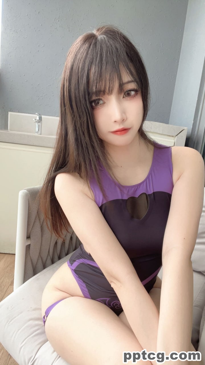 二佐Nisa   小魅魔竞泳